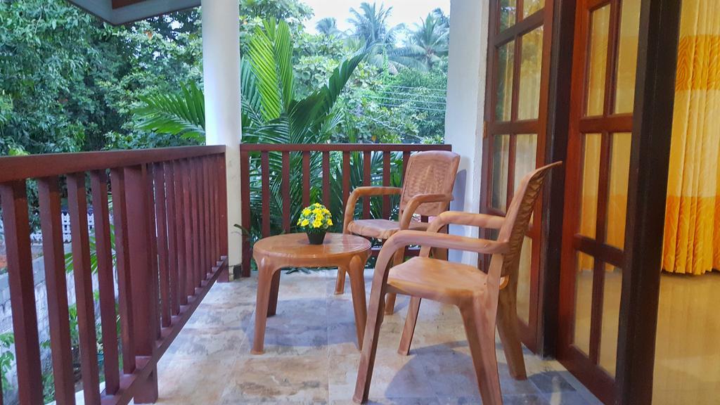 Villa Happy Home Bentota Eksteriør billede